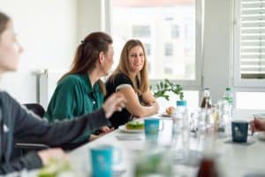 recruiting team find your expert